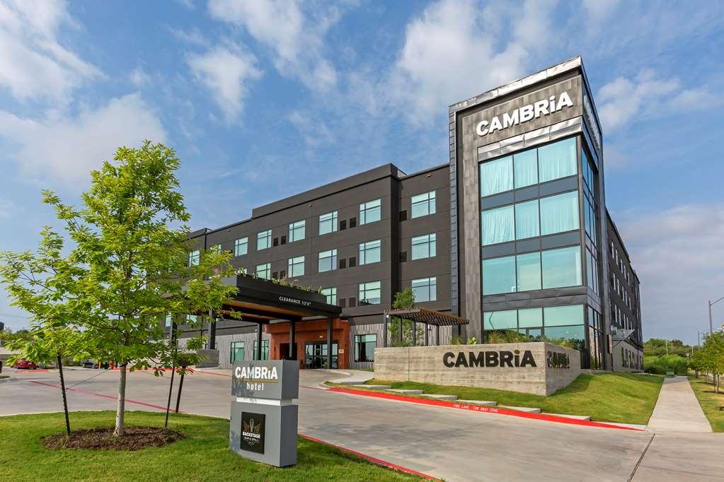 Cambria Hotel Austin Airport 외부 사진