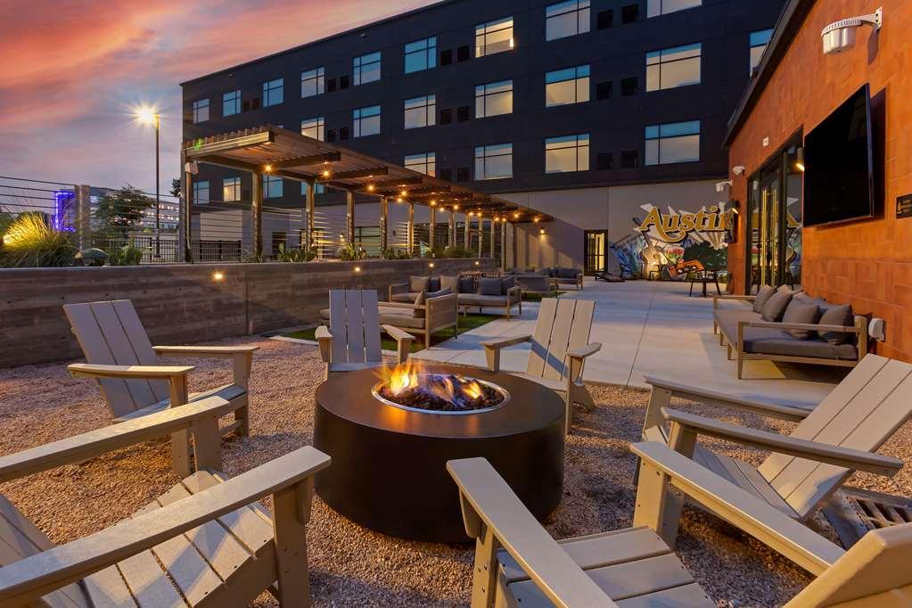 Cambria Hotel Austin Airport 시설 사진