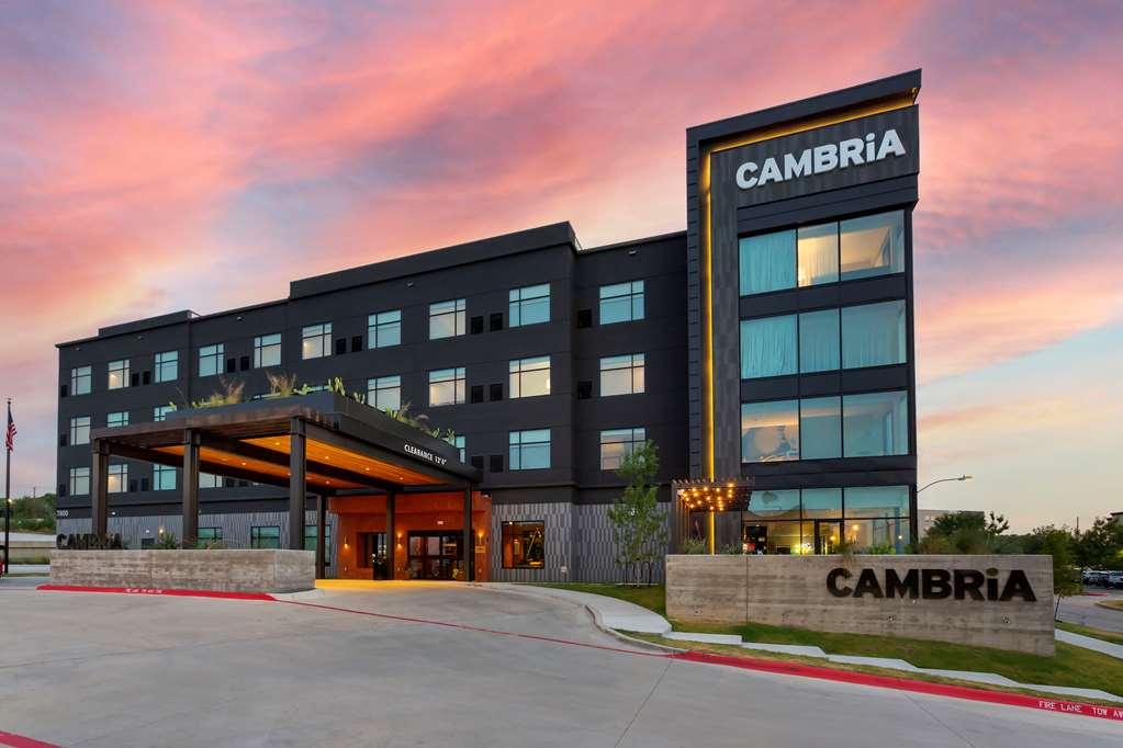 Cambria Hotel Austin Airport 시설 사진